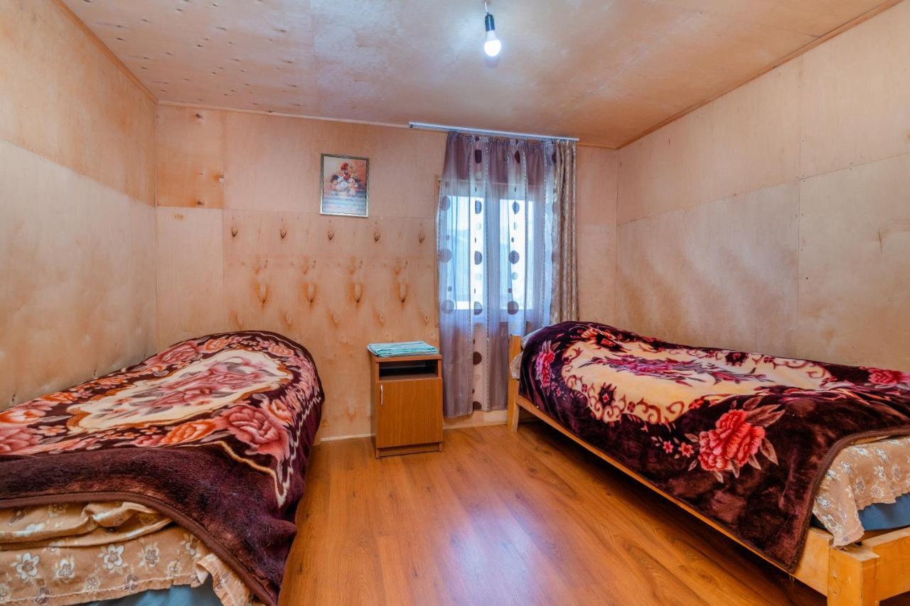 Guest House Old Omalo Extérieur photo